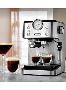 De'Longhi Siebträgermaschine Classic EM450.M für jede Küche geeignet! Angebot Espressomaschine De'Longhi Classic EM450.M